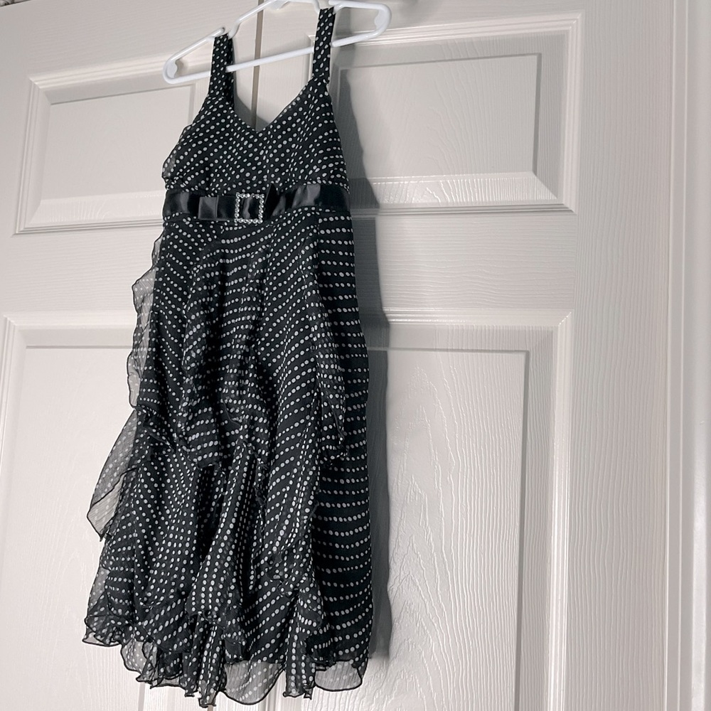 💸Girls Black polkadot Dress size 8🖤